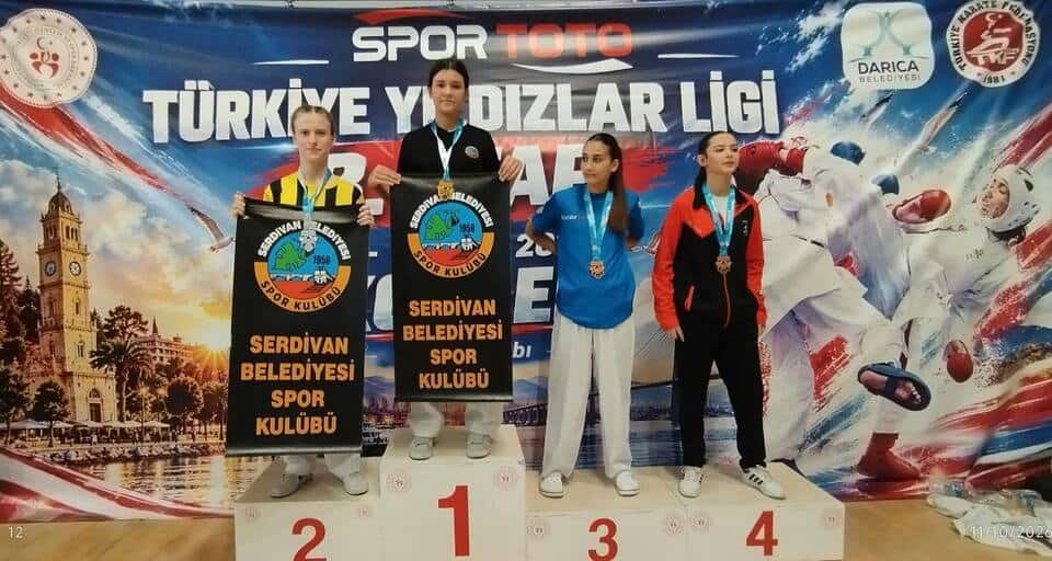 Serdivan Karate Takımı 25 Madalya Kazandı