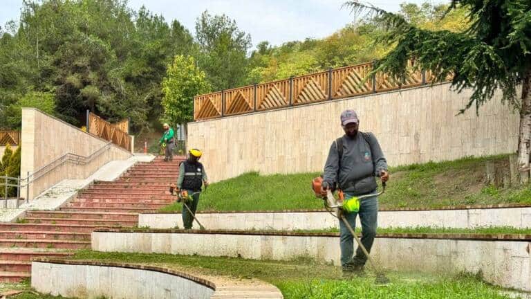 Serdivan’da Gölpark ve Yeşil Alanlarda Bakım Çalışması