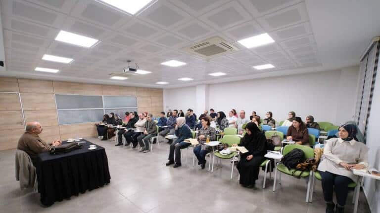 Serdivan’da Şehrin Akademisi Kültür Sanat Eğitimlerine Devam Ediyor