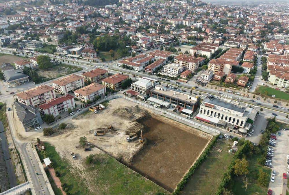 Serdivan’da Sporcu Fabrikası İnşaatı Devam Ediyor