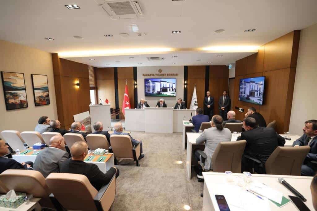 Vali Doğan Sakarya Ticaret Borsası Toplantısına Katıldı